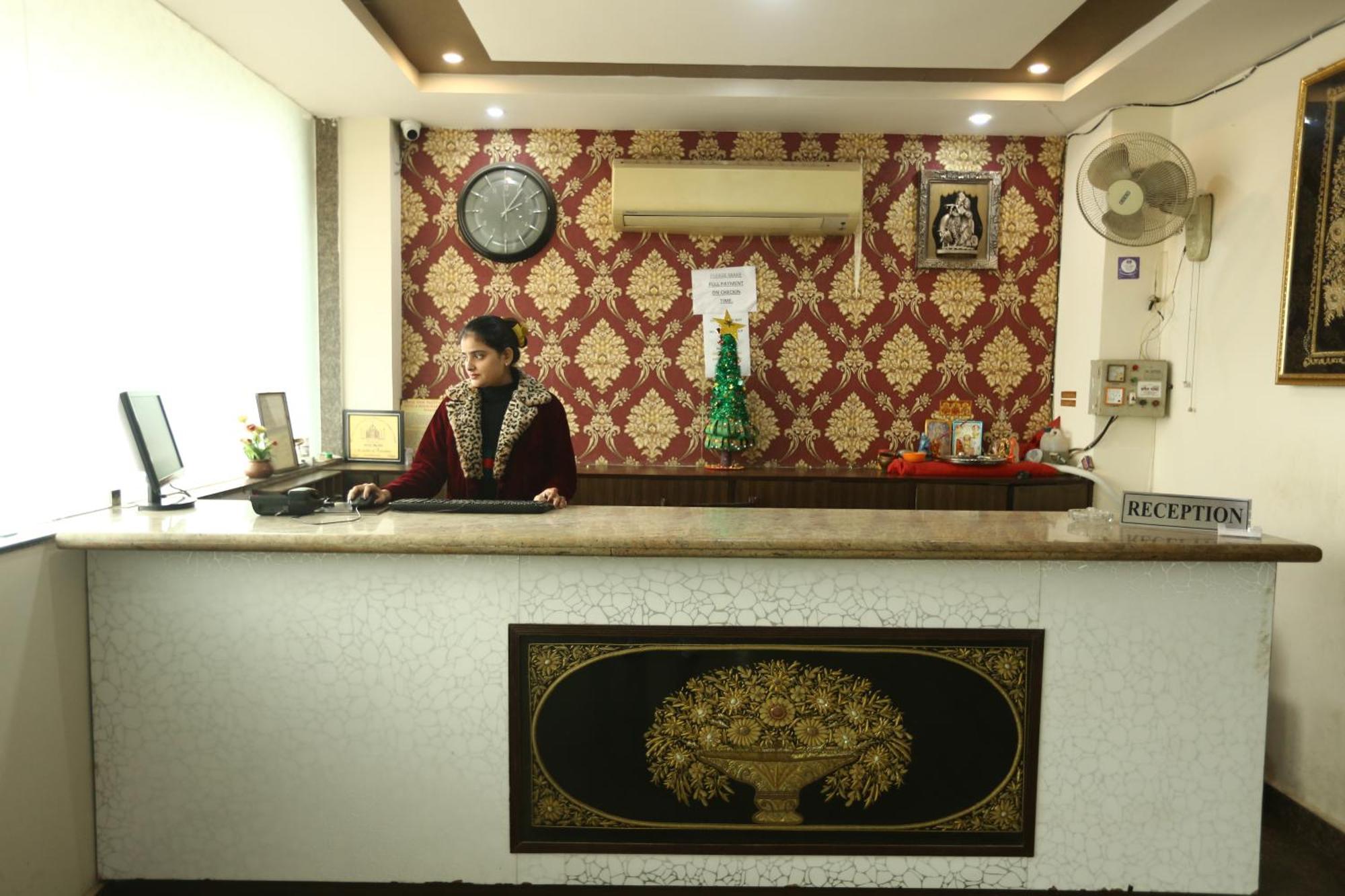 24 Hotel & Resort อัครา ภายนอก รูปภาพ