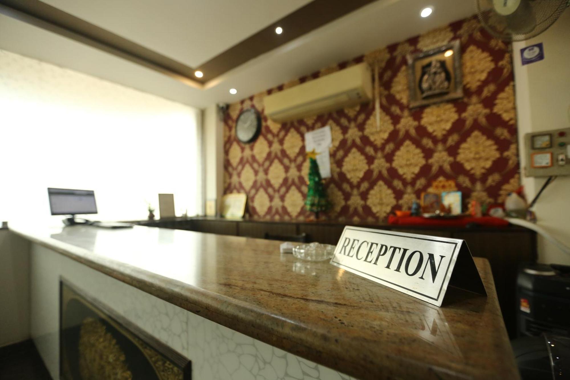 24 Hotel & Resort อัครา ภายนอก รูปภาพ