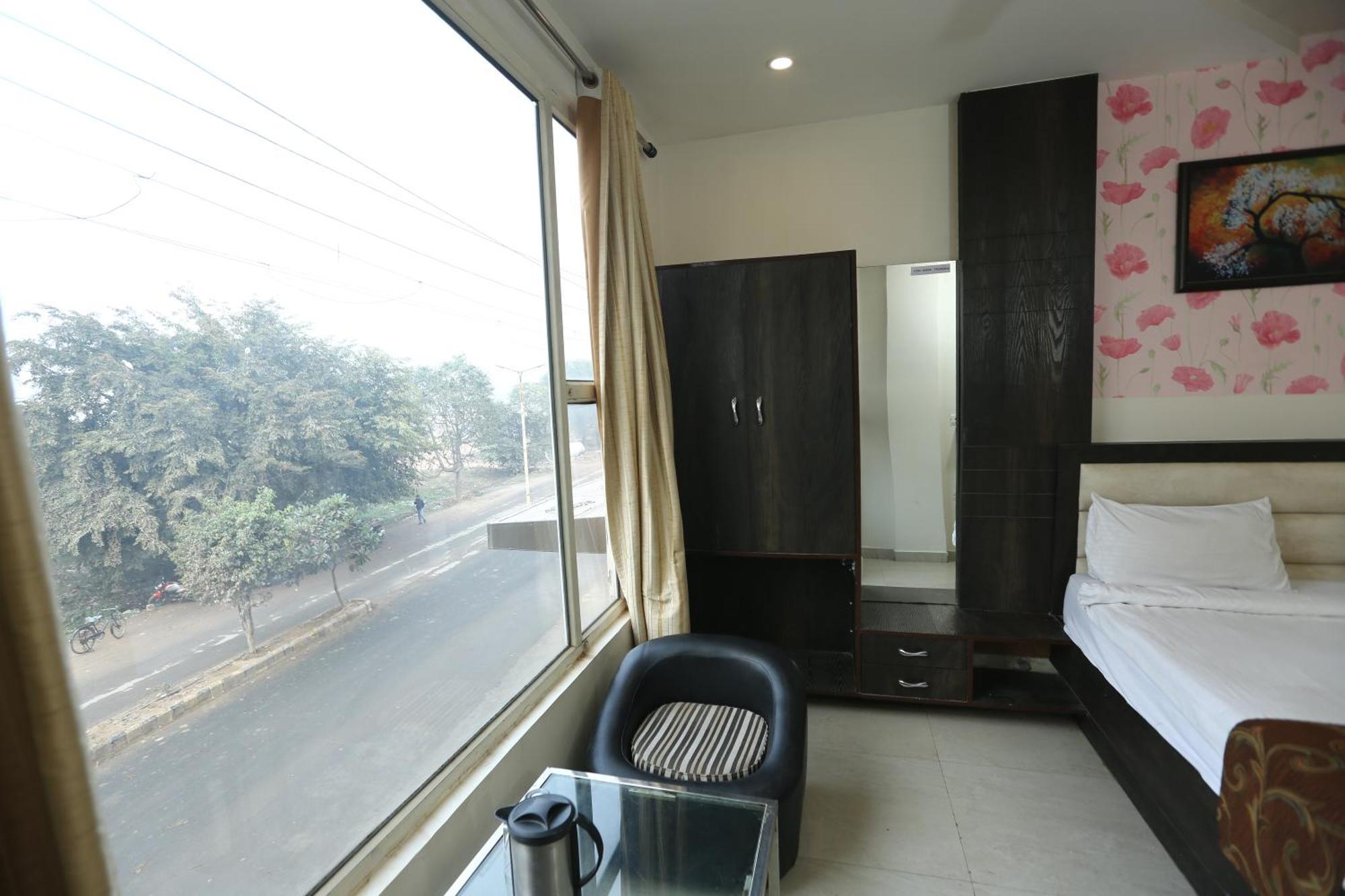 24 Hotel & Resort อัครา ภายนอก รูปภาพ
